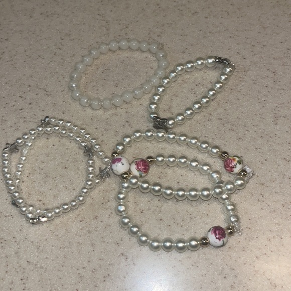 Bracelets - Picture 7 of 8